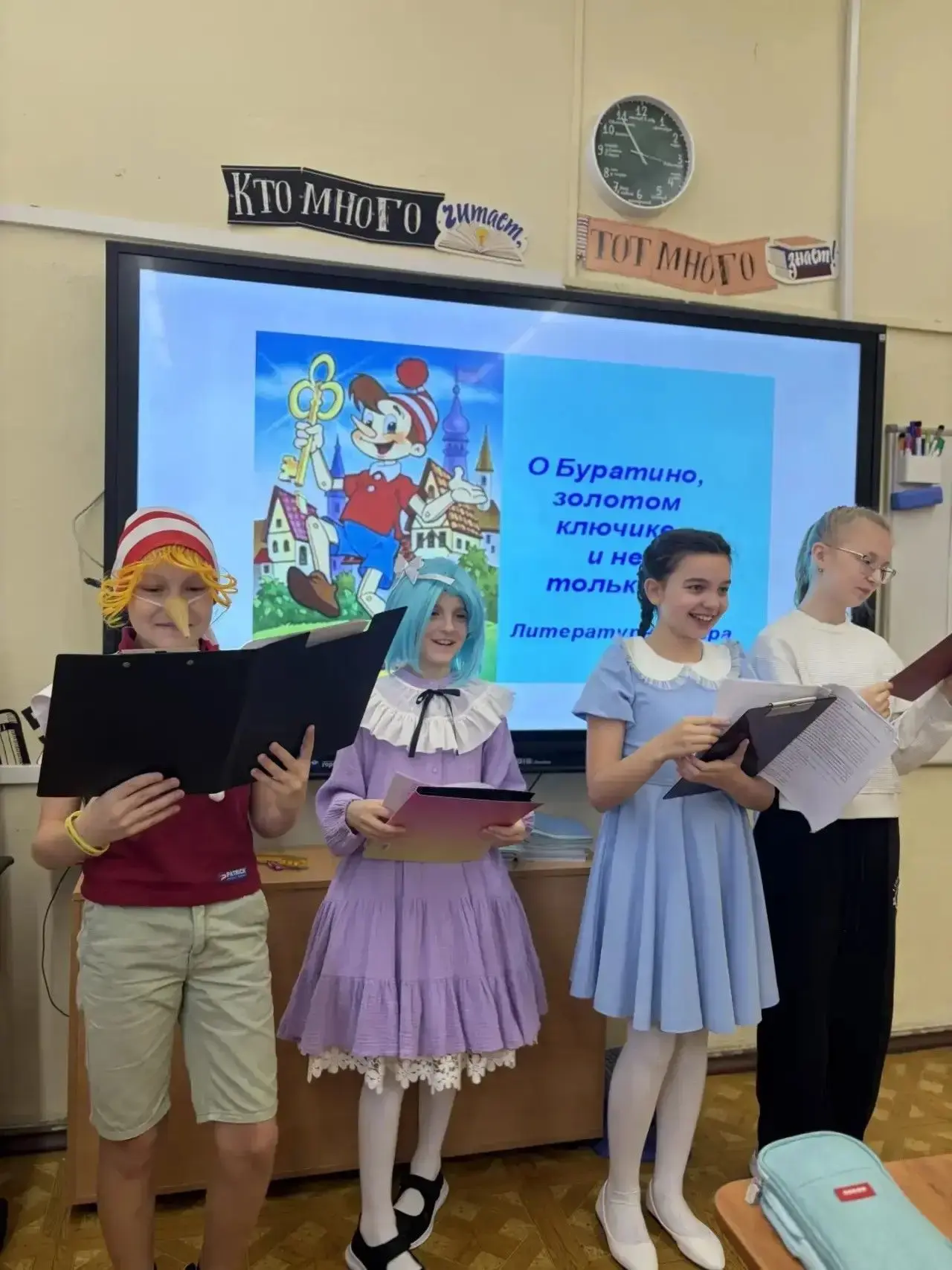 ✨  🎉 Чудеса случаются, особенно в 4 «Г»! 🎉В рамках недели филологии сегодня к нам в г...