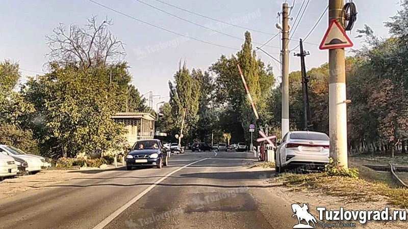 В Новочеркасске на одну ночь закроют проезд по улице Привокзальной