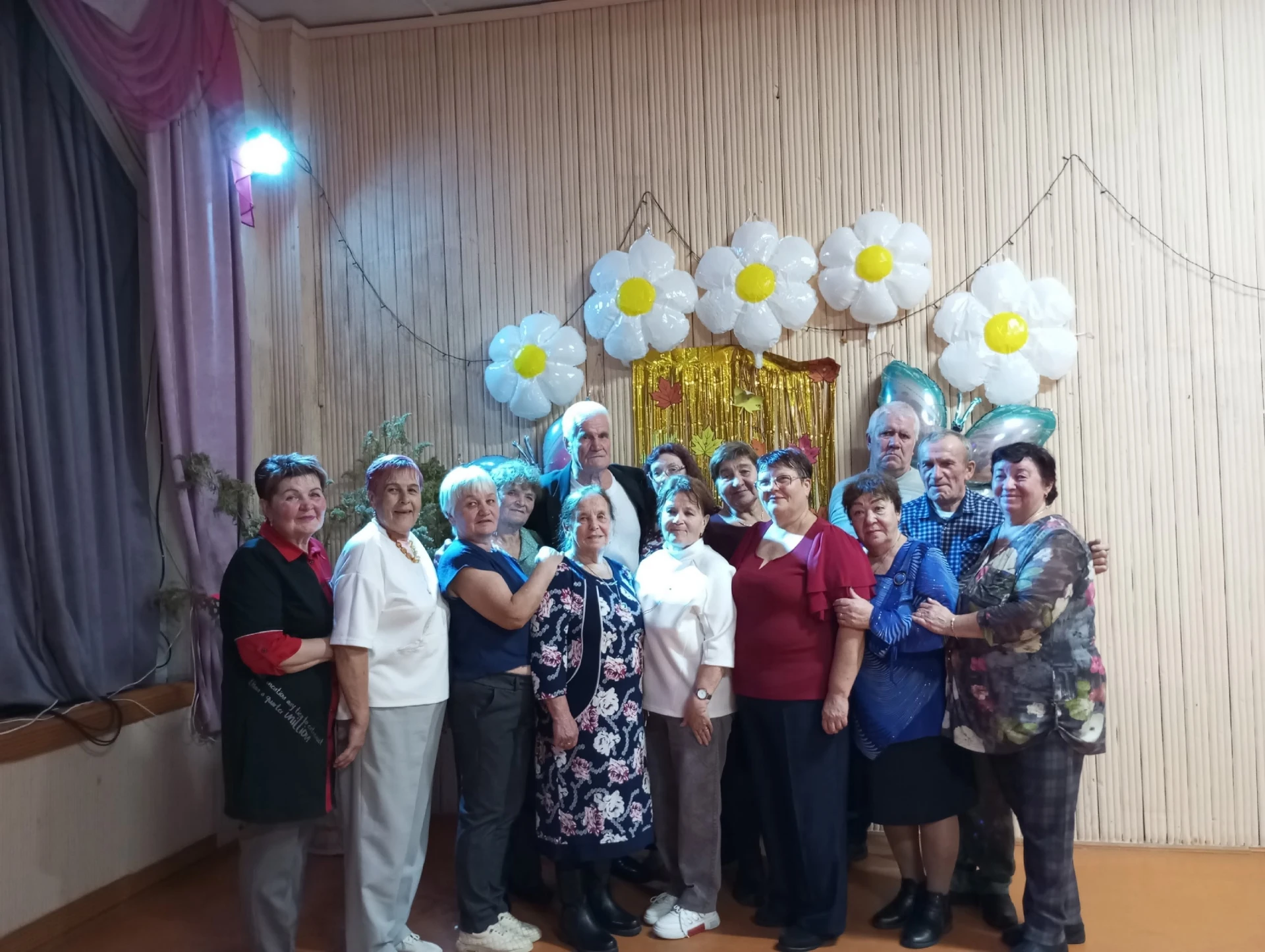 ❤️ ВОТ ЭТО ПРАЗДНИК! В ОЗЕРСКОЙ ДОКАЗАЛИ: ВОЗРАСТ — НЕ ПОМЕХА ДЛЯ ВЕСЕЛЬЯ! 🎶💃