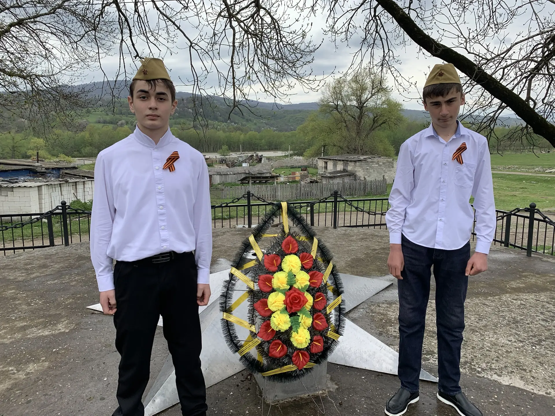 🌹Память о героях: возложение цветов к памятнику🇷🇺
