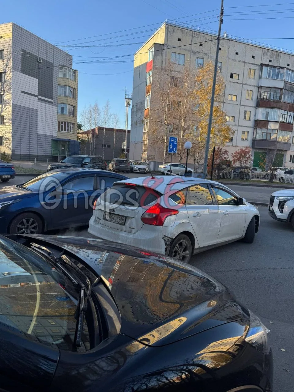 Ищу свидетелей ДТП на Губкина, 15. Автомобиль Ford Focus с номером E 940 CH 186 скрылся...