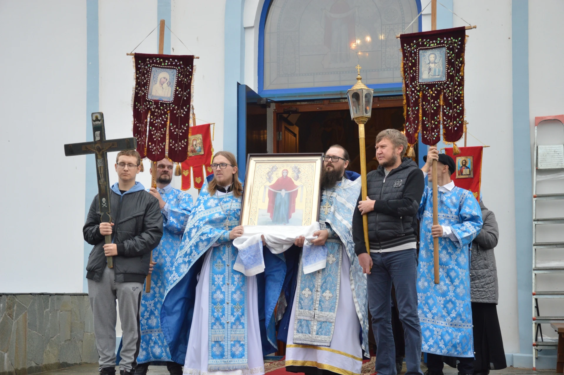 💫Сегодня в р.п. Каргаполье по-особенному светло и душевно отметили один из самых любим...
