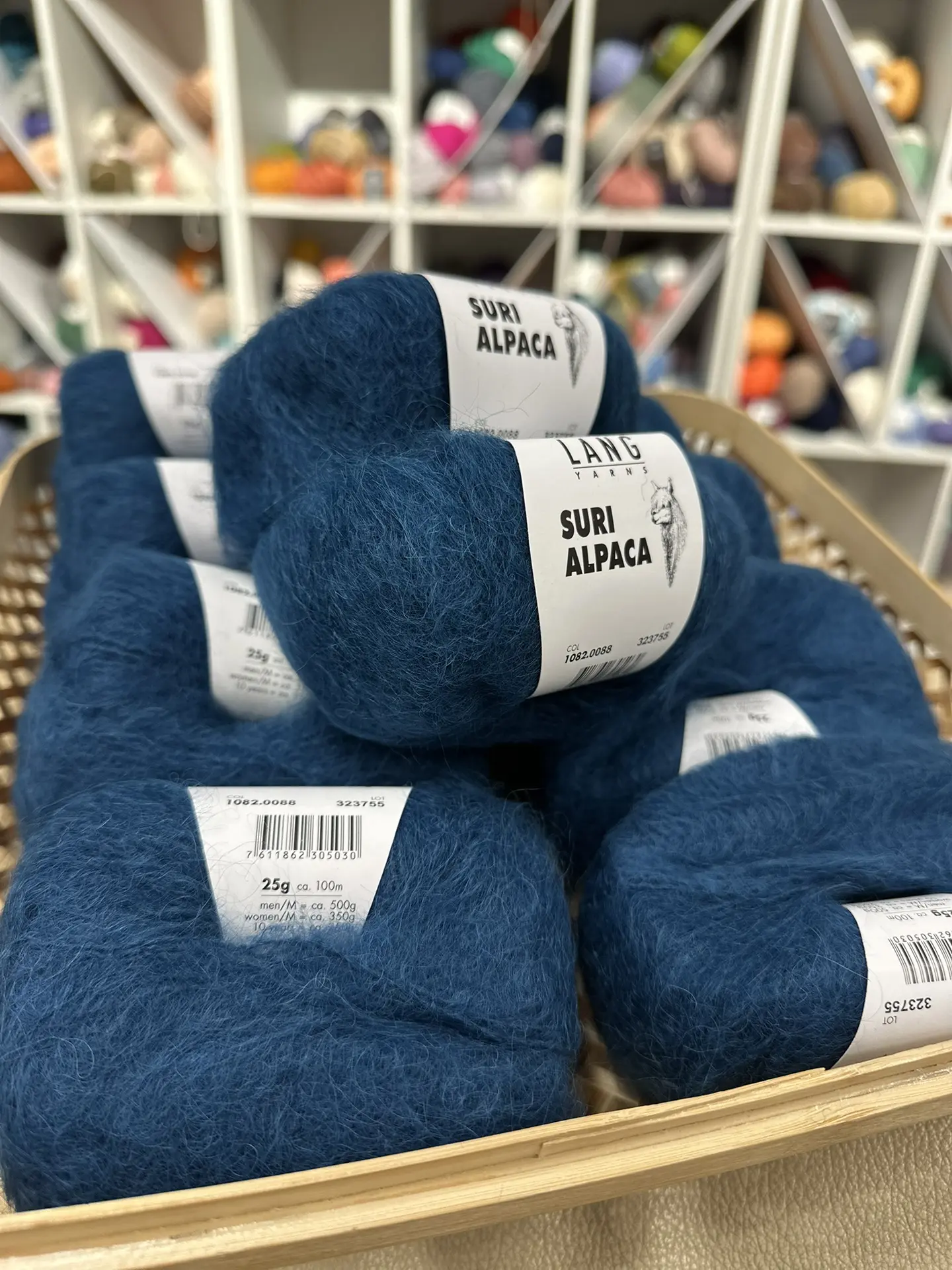 Шаль из Suri Alpaca от Lang Yarns