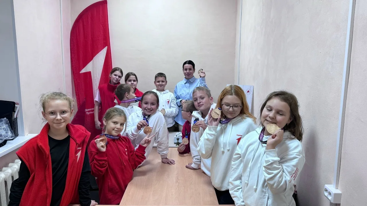 📸 Команда КВН «Все Ясно» тренирует актерские навыки​