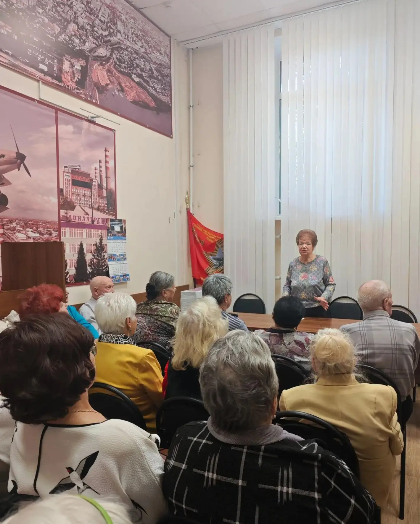 🍁 Золотая пора добрых встреч: в Совете ветеранов Промышленного района отметили День осени