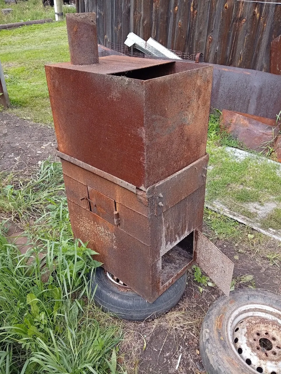 Продам. Цена по запросу. Всё находится в Невьянске.