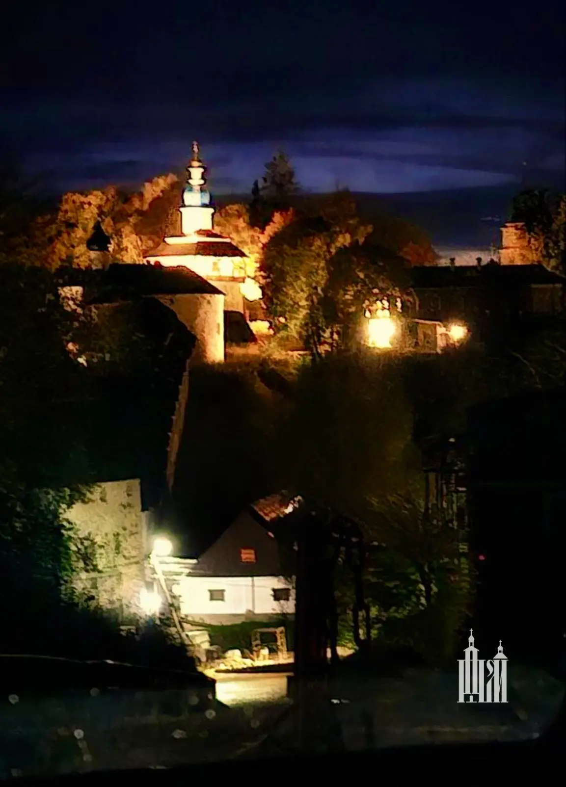 🍂Осенний вечер в Печорах.