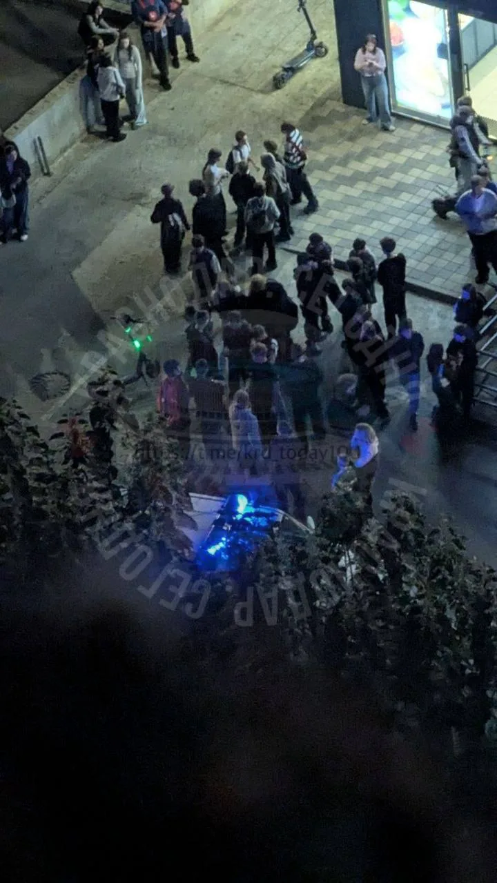 📌На Писателя Знаменского в Краснодаре подростки снова устроили потасовку