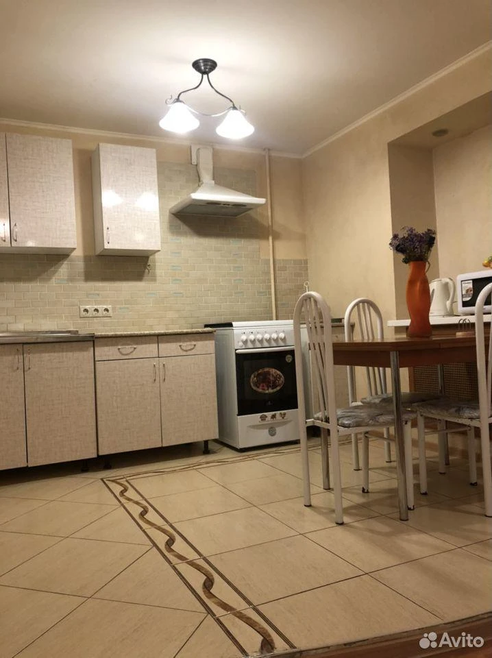 Сдам без посредников: 2-комнатная квартира, 54м²