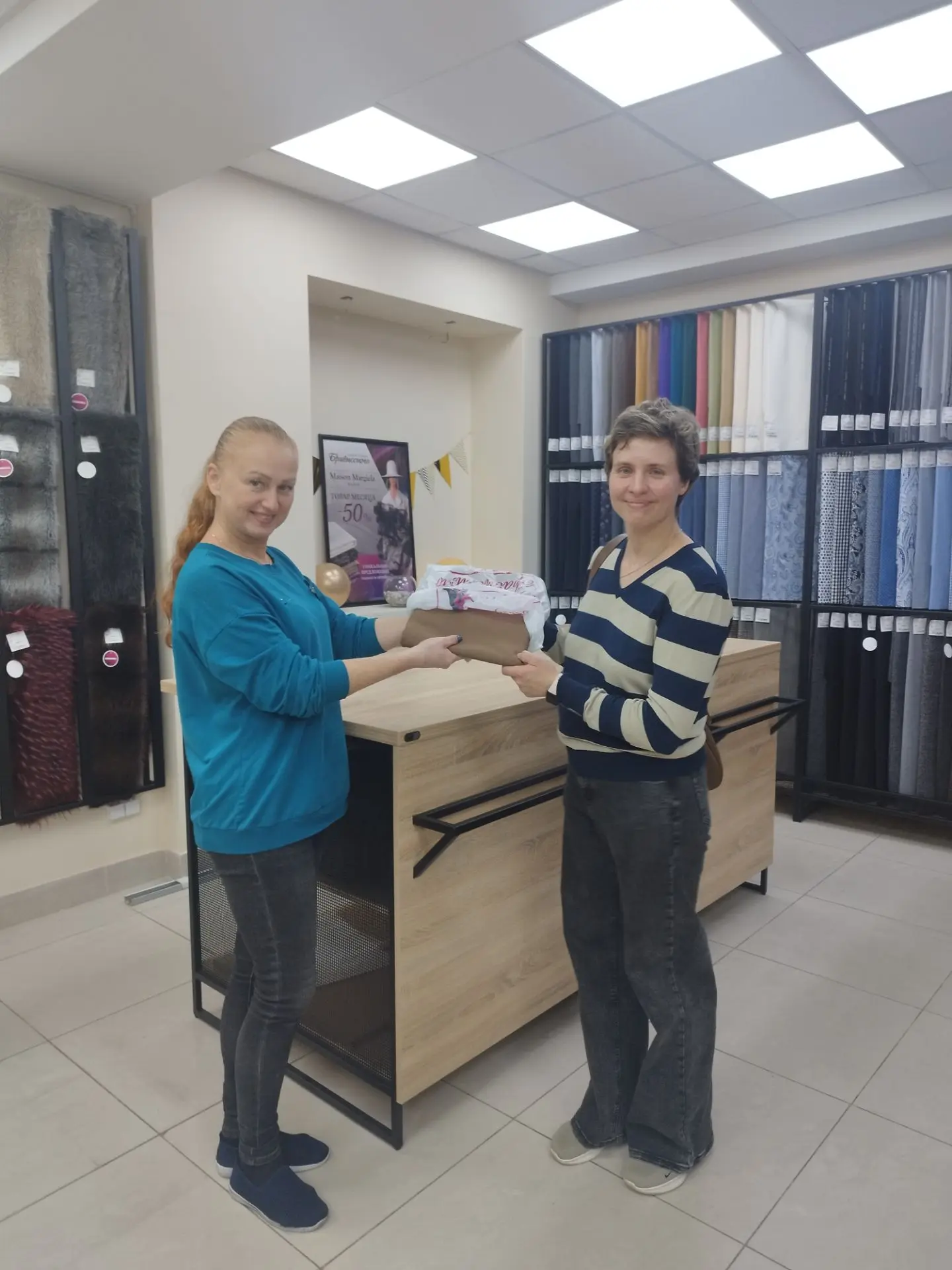🎉 И мы продолжаем вручать подарки и поздравляем нашу счастливую  победительницу розыгр...
