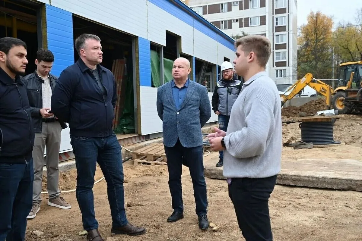 Алексей Шимко проверил ход строительства котельной на Подольской в Серпухове