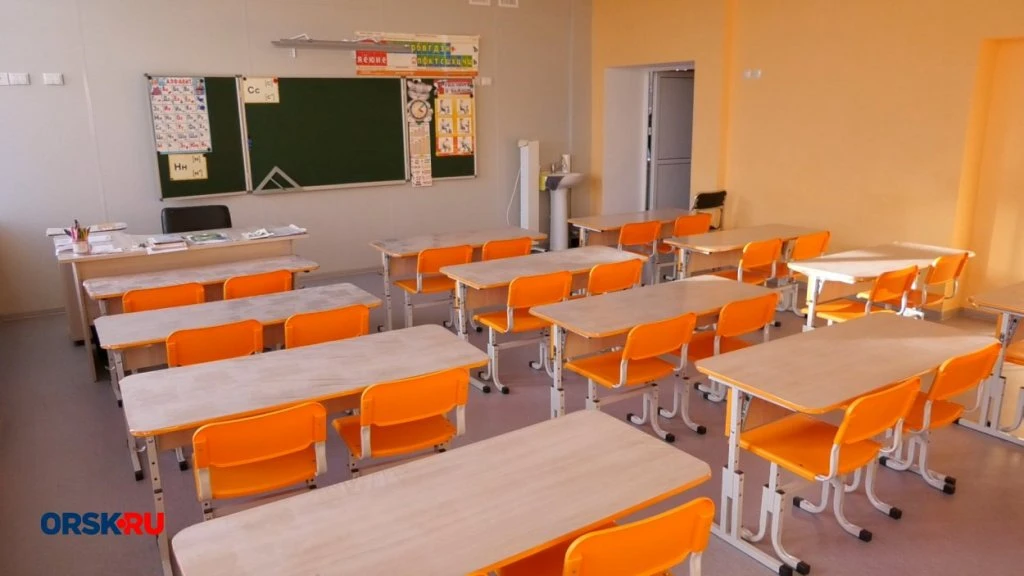 В школах Оренбургской области начнут показывать образовательные передачи на переменах
