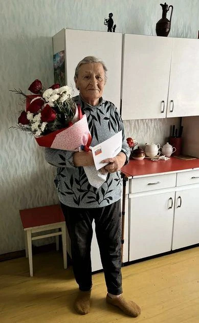 В Озёрске ещё одна труженица тыла отметила день рождения