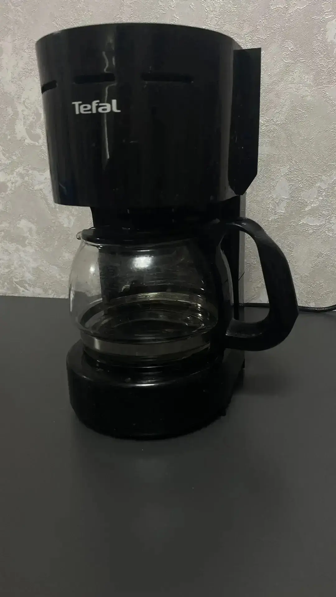Продам кофеварку Tefal в хорошем состоянии.