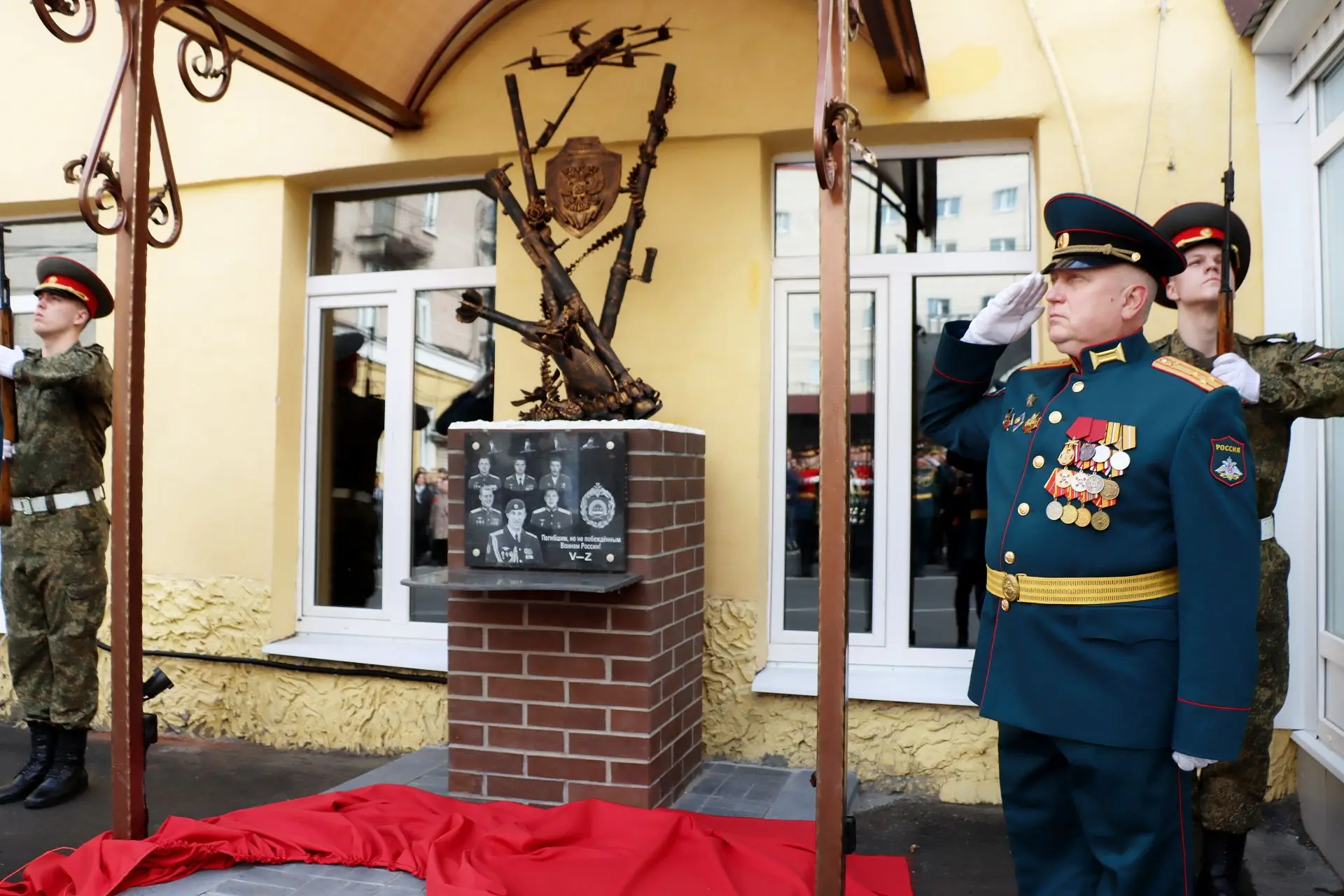 🇷🇺⚔️«Погибшим, но не Побежденным»: памятник ⭐Воинам-Героям специальной военной операц...