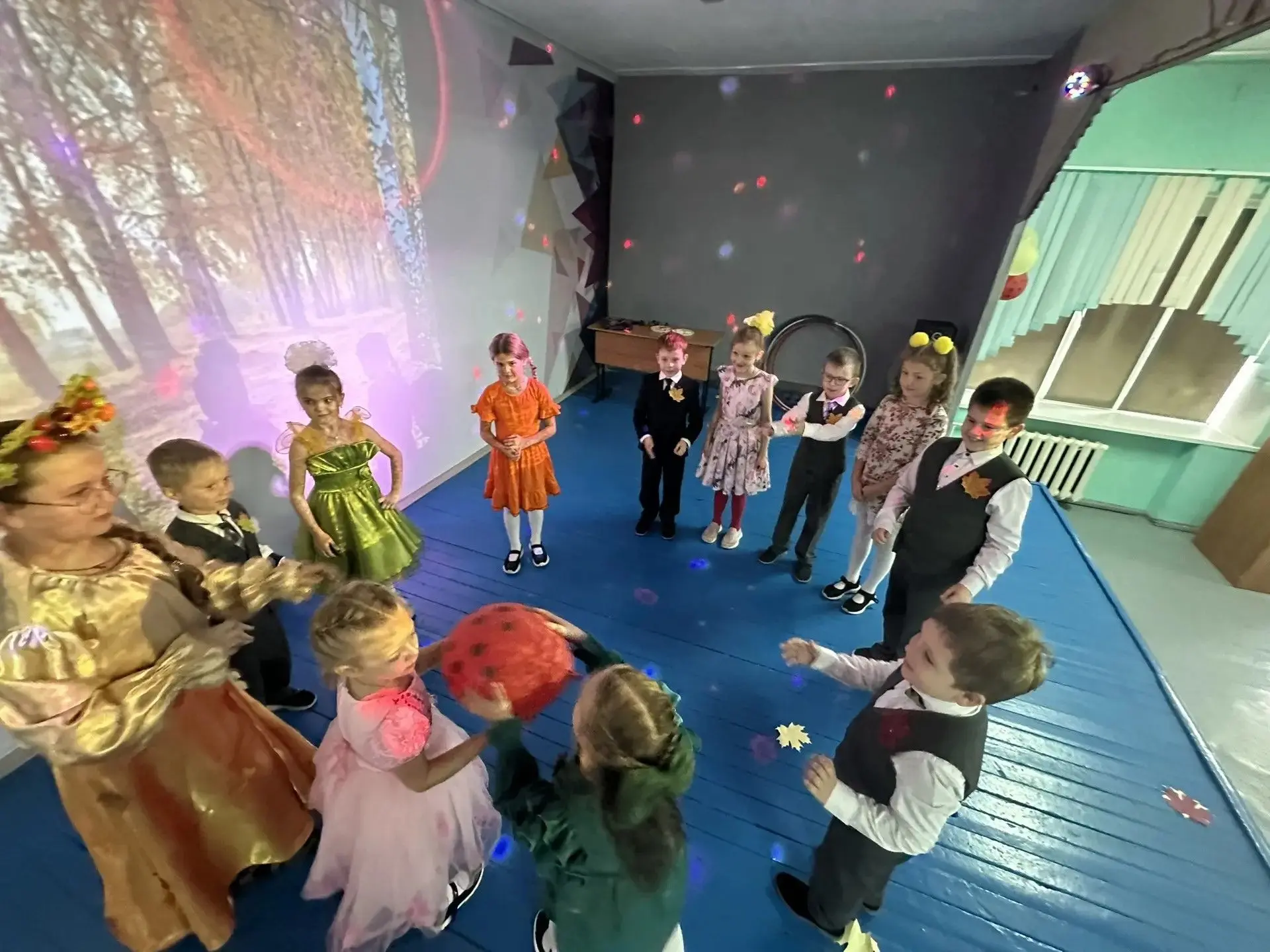 🍁 Осеннее волшебство в начальной школе!