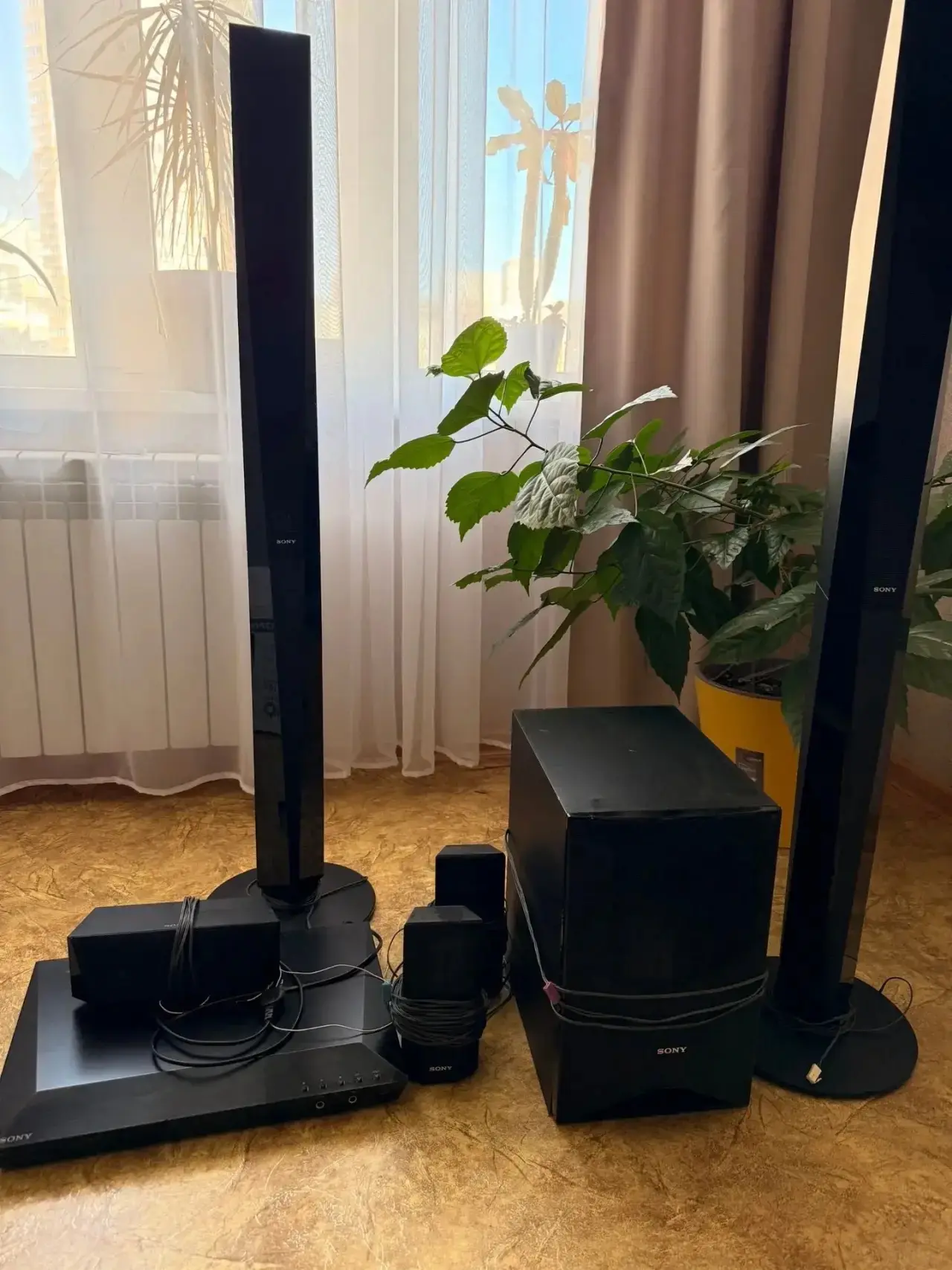 Продам аудиосистему к TV. Sony 5.1 оригинал.