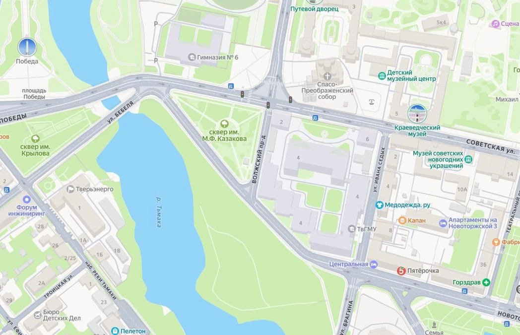 🚨📹 Полиция объяснила, за что камера на перекрестке Новоторжской в Твери выписывает шт...