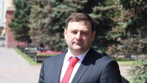 Директора «Красгорпарка» отправили под стражу по делу о взятке в 400 тысяч рублей