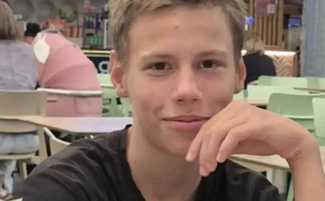 🆘 Помогите найти 17-летнего Олега Фролова!