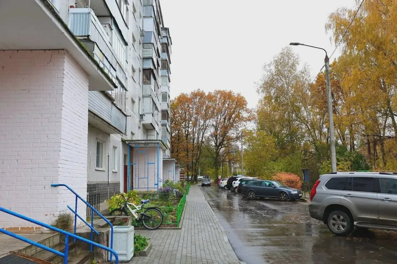 Двор в Поведниках благоустроили
