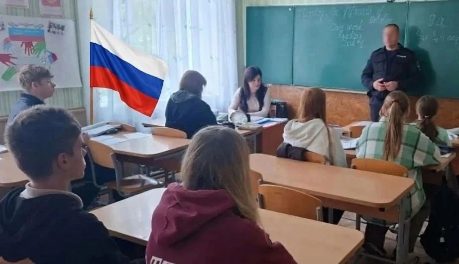 ‼Учащимся школы № 13 рассказали о рисках «лёгких денег»