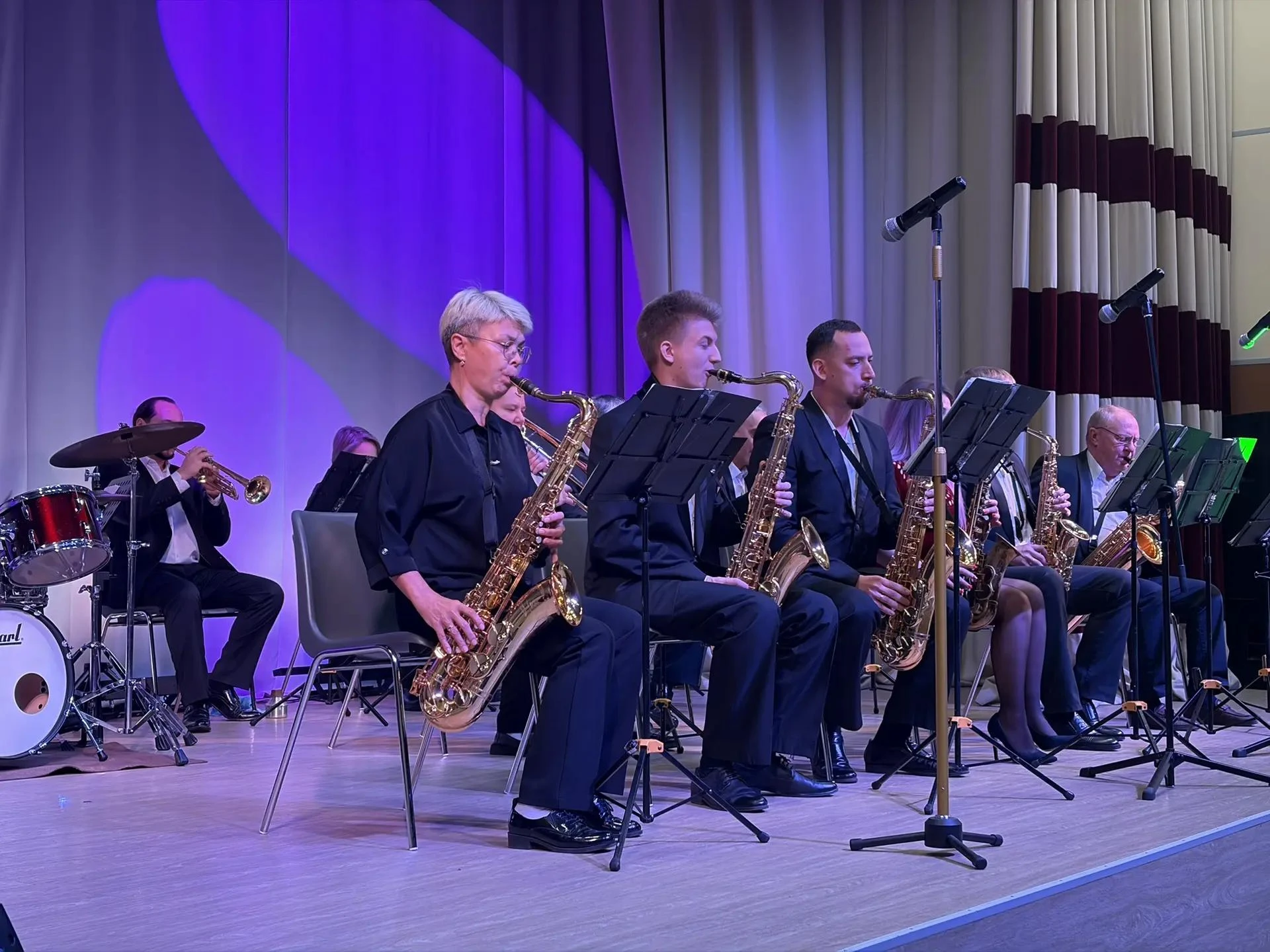 🎷 «Всё о джазе» в школе №81 на Запсибе