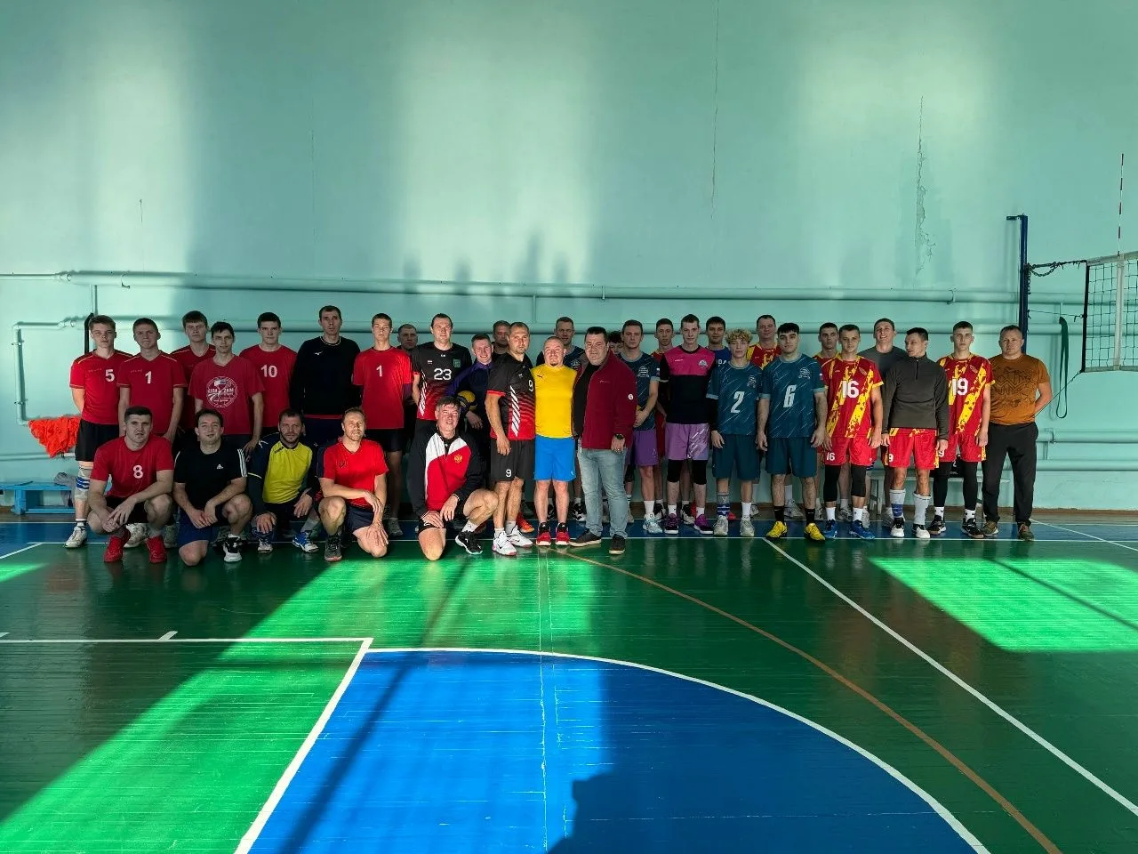 🏆 Волейбольный турнир на Кубок Главы Вичугского муниципального округа объединил команд...