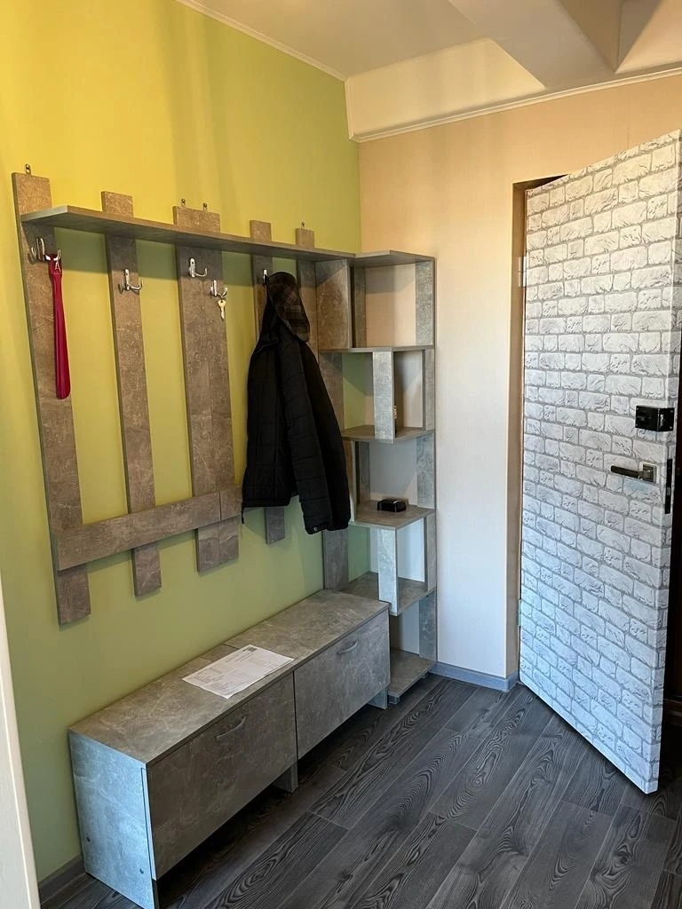 Сдаем 1-к. квартиру в Невском районе на улице Тельмана ( метро Дыбенко) на длительный с...