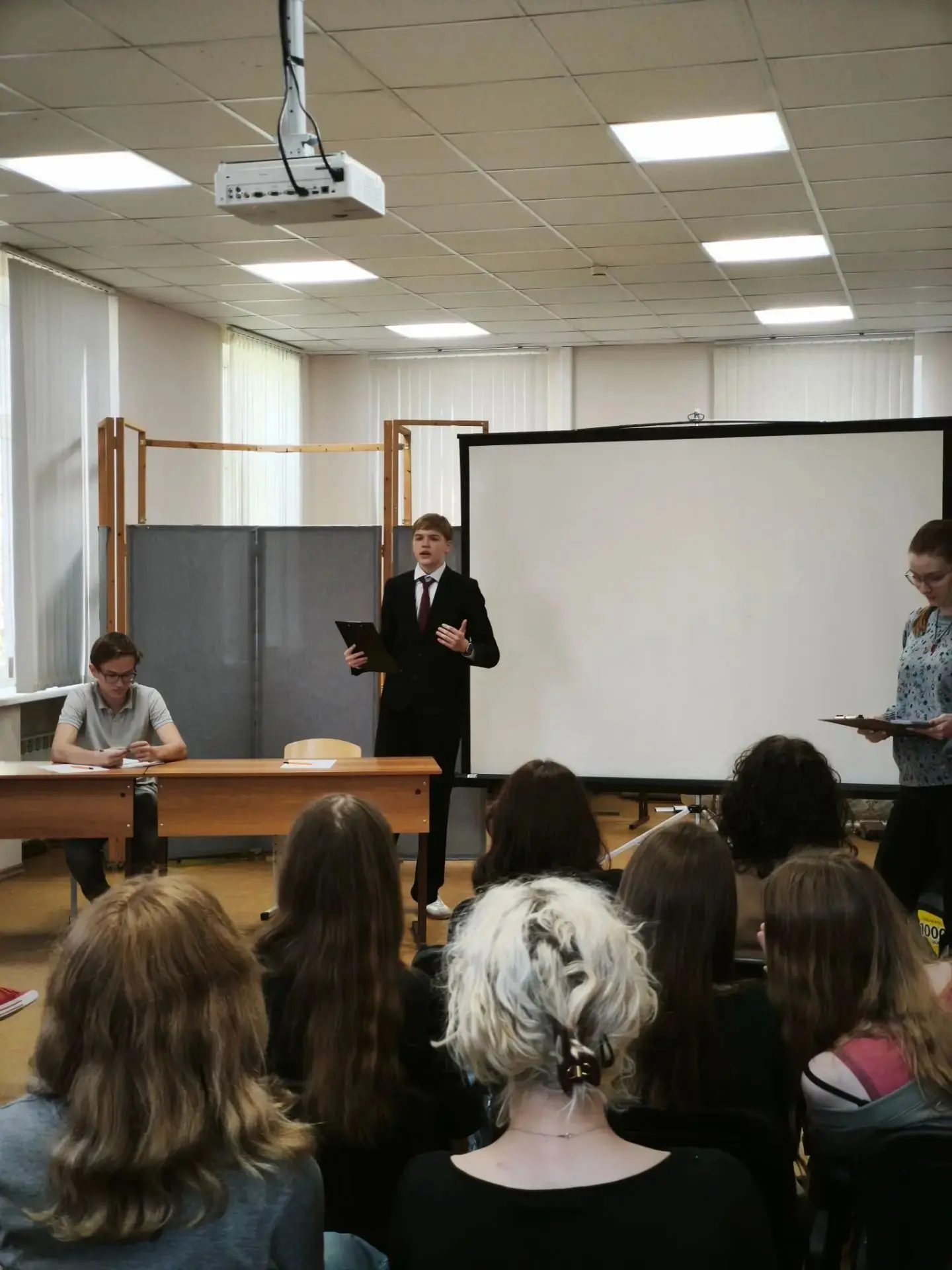 ⚡️В Лицее ЮФУ состоялись дебаты претендентов на должность Председателя Совета Обучающих...