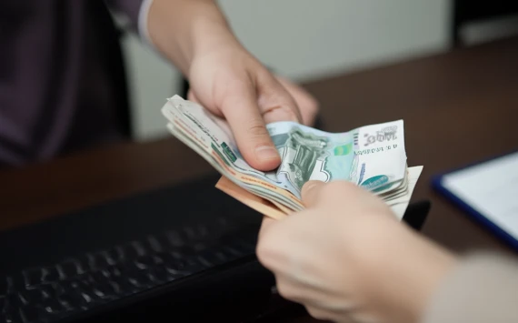 Жители России начали трезвее оценивать экономическое развитие страны