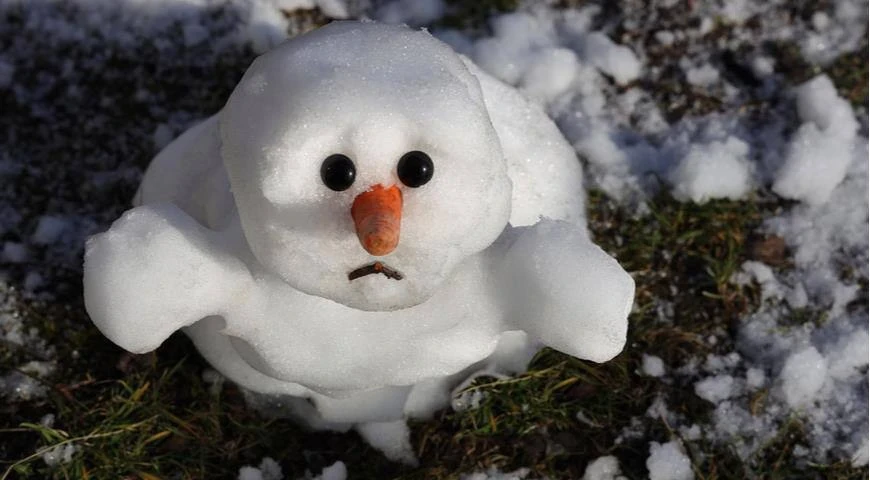❄️ Зима в России будет теплой и даже бесснежной, — климатолог