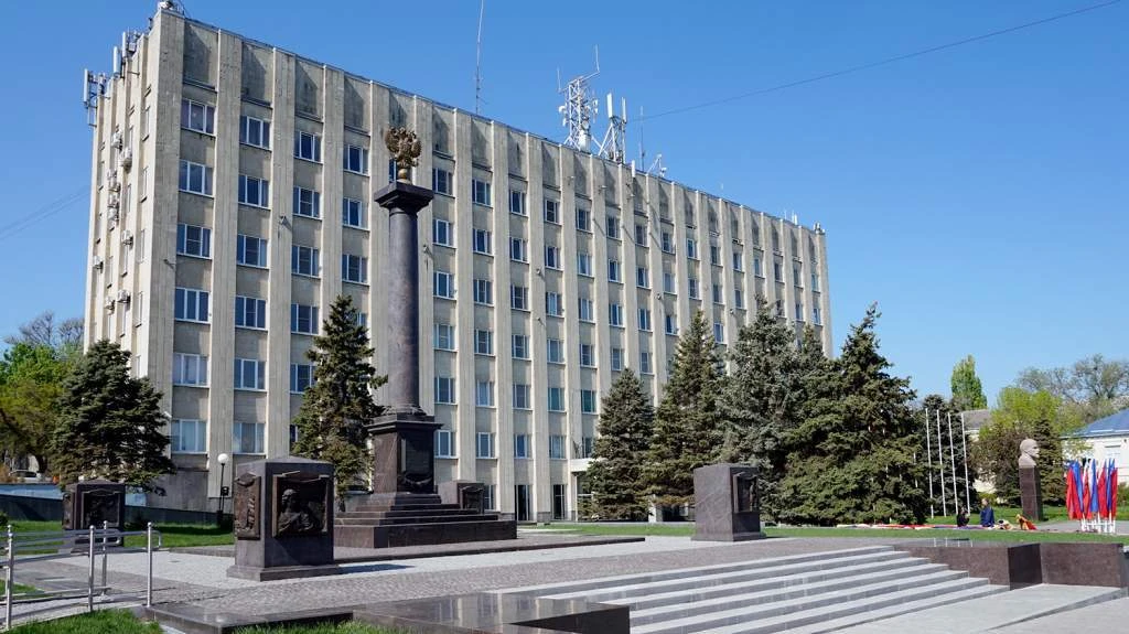 Дороги, транспорт, безопасность детских площадок — эти темы лидируют в обращениях таган...