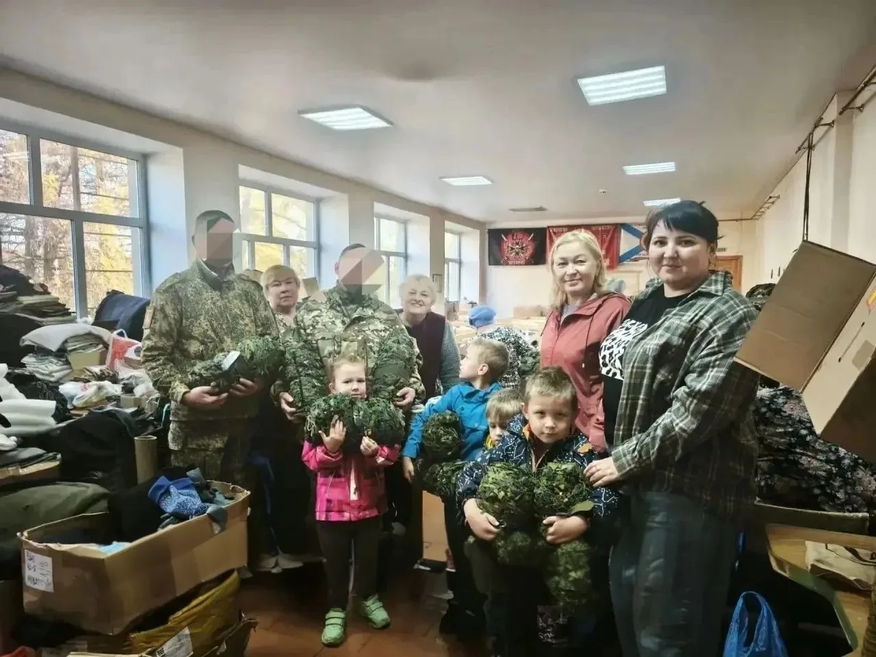 Первые помогают🫂