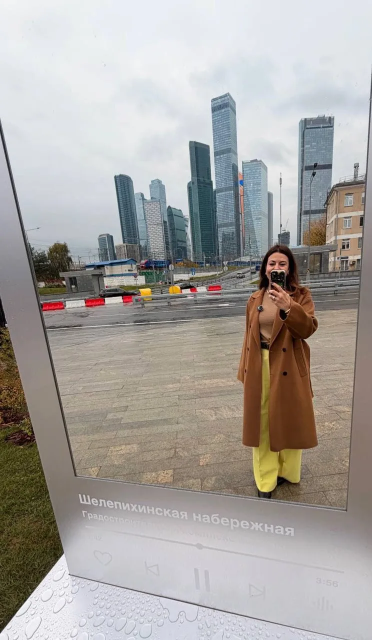 Вы уже сделали фотосессию в осенних листочках? Сохраняйте новую локацию: Шелепихинская ...