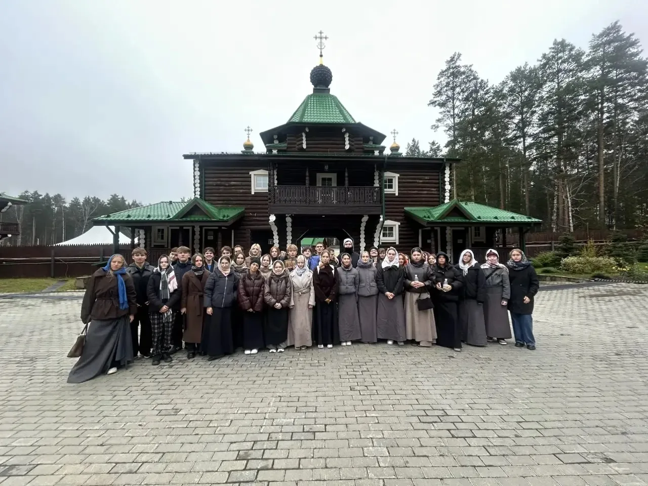 Образовательная поездка 11 класса: Ганина Яма.