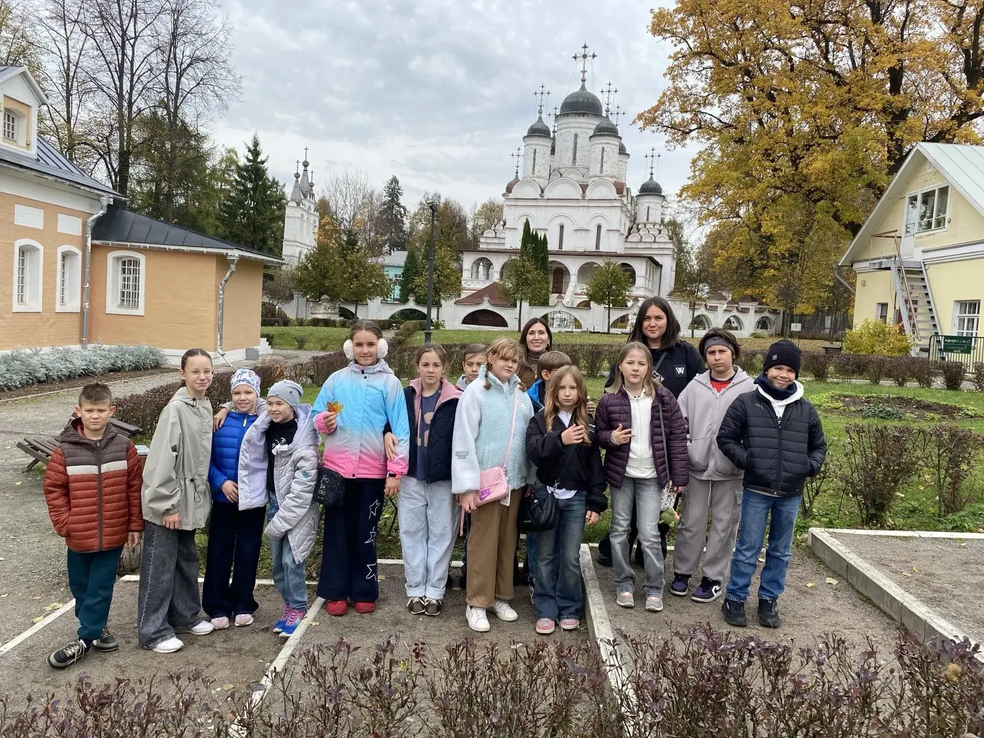 Учащиеся 5 «А» класса отправились в путешествие по местам, связанным с детством Алексан...