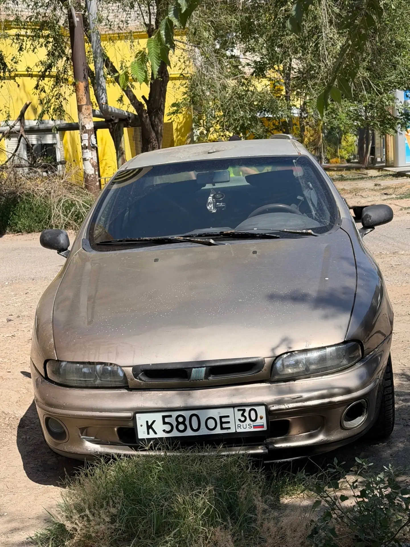 Продается автомобиль Фиат мареа 1.6. 1998 года. Стоимость автомобиля 80000. Хороший тор...