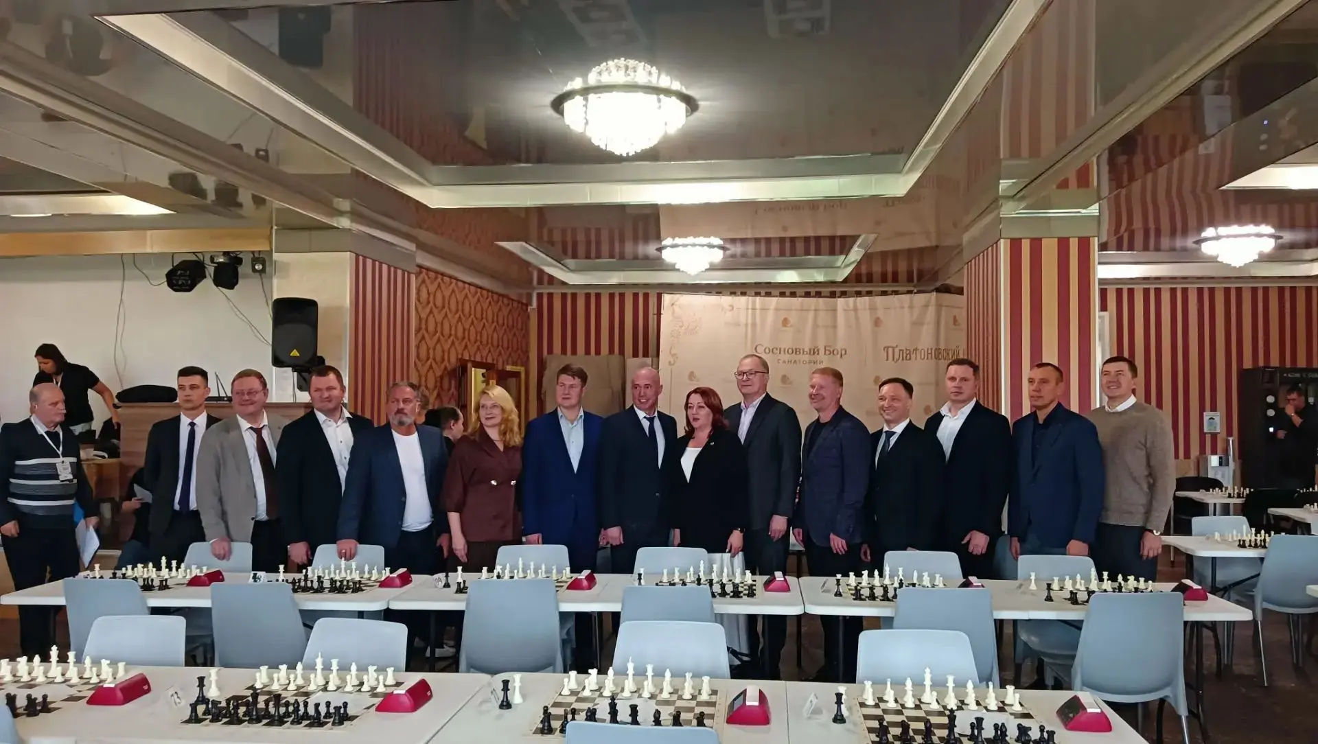 Всероссийский шахматный турнир собрал 300 сельских школьников в «Сосновом бору»