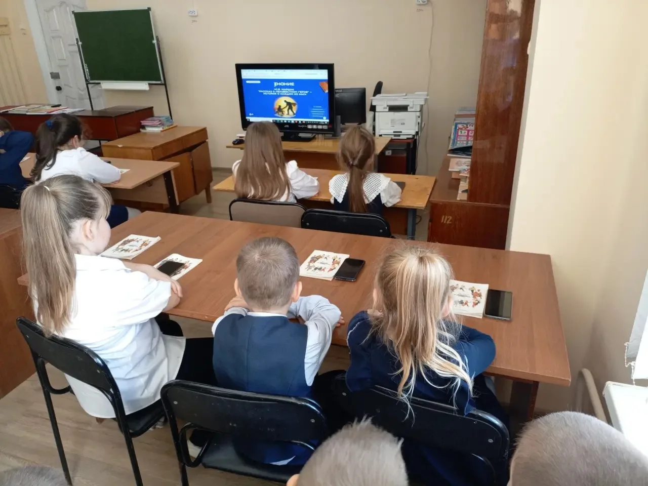 💫Сегодня ученики 2 «А» класса посетили школьную библиотеку!