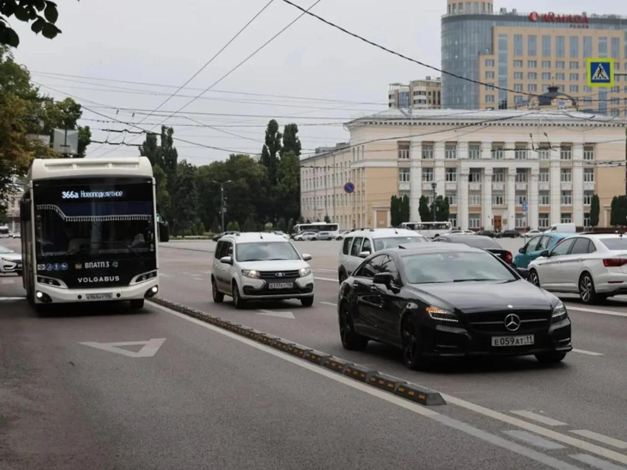 Мэр Воронежа — о метробусе: «Камеры на линиях смогут установить только в следующем году»