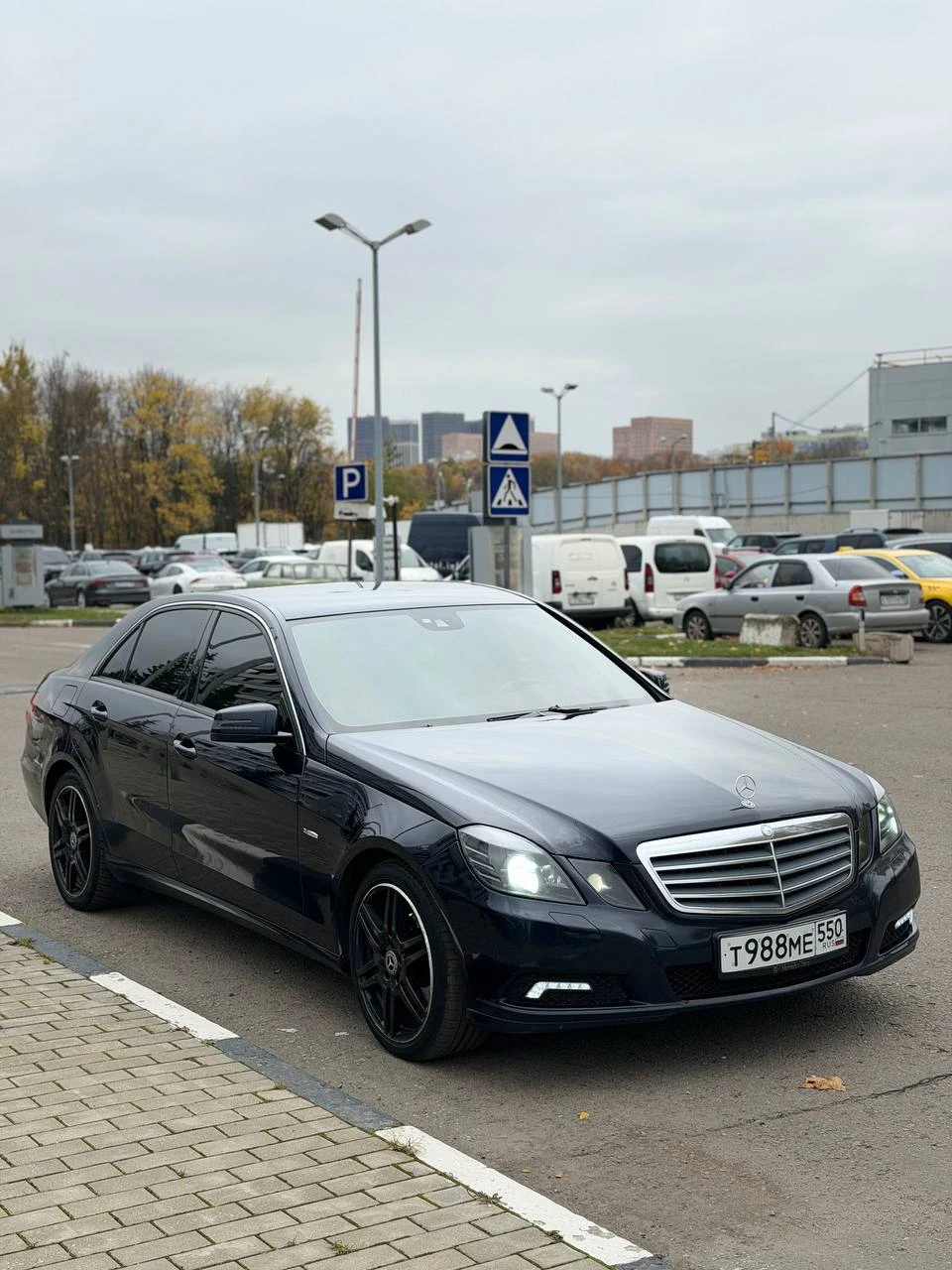 Mercedes-benz E-KLASS