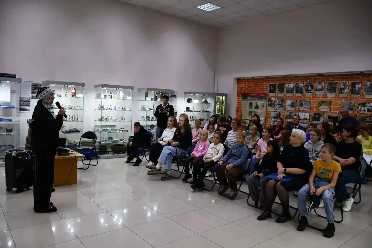 Наши ученики на празднике культур: «Культурное наследие Якутии на Сахалине»! ✨
