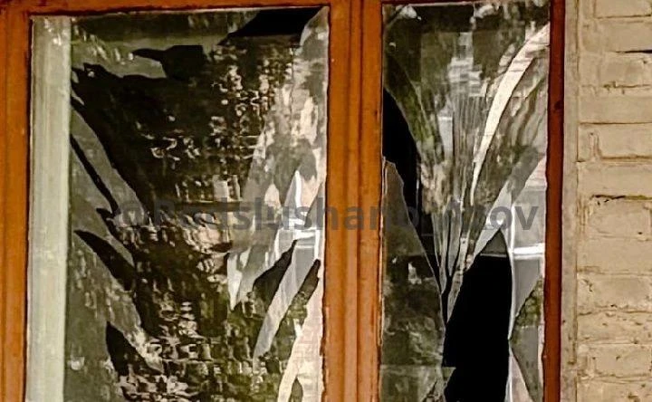 Дом по улице Инзенской, 3  А, который пострадал от падения обломков БПЛА ночью 26 сентя...