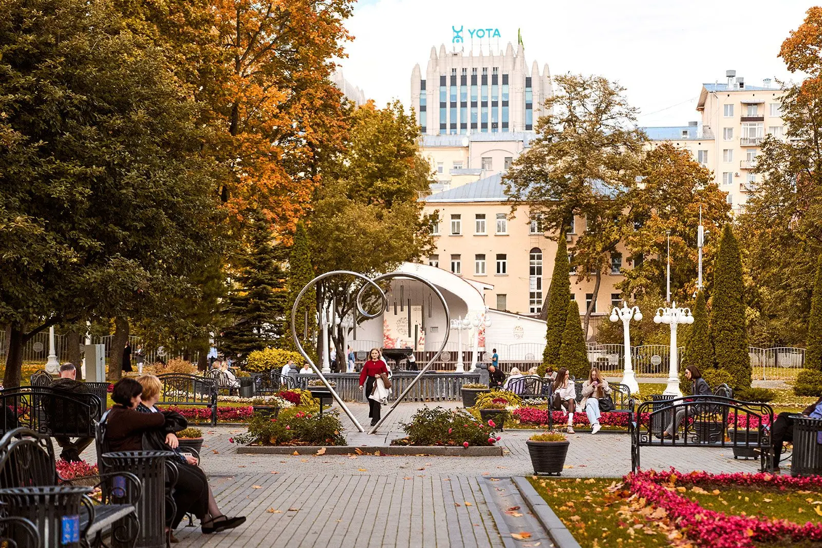 🍁 Осень в Москве — это отдельная магия 🍂