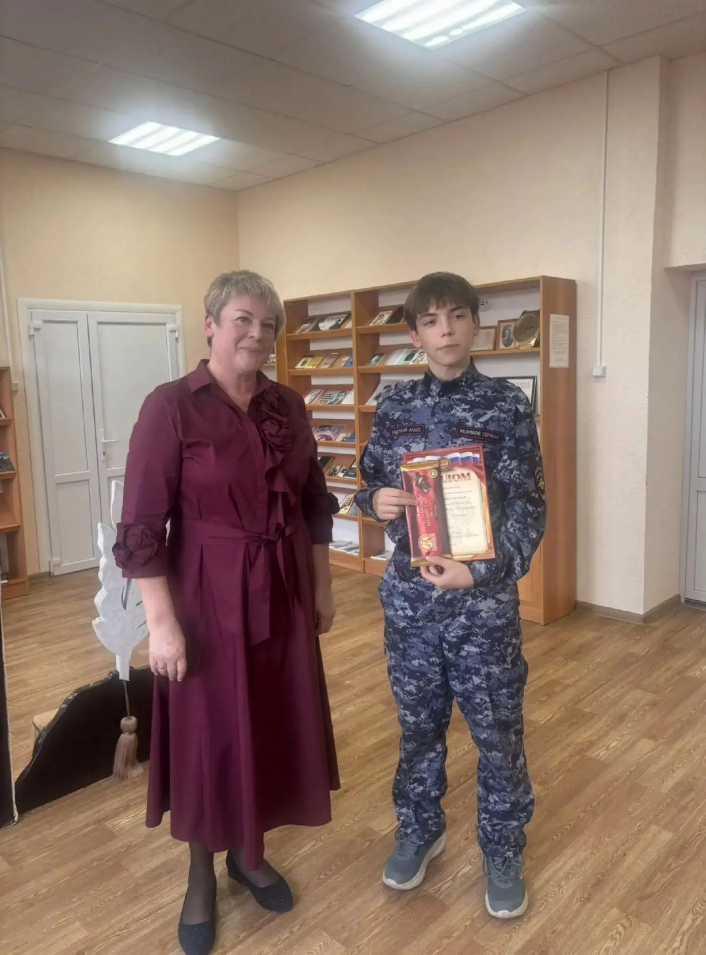 В районной библиотеке им. А.И. Куприна для юных читателей – кадет Наровчатской средней ...