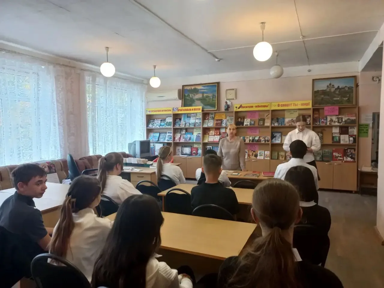 "Герои рождаются в боях" - час памяти для старшего школьного возраста к 83 годовщине со...