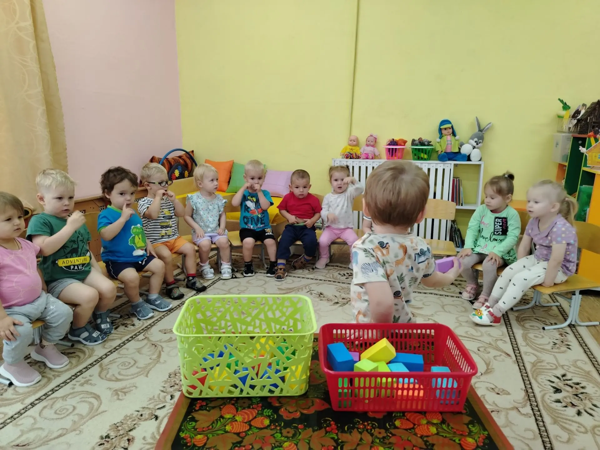 Сегодня в группе "Солнышко" прошло увлекательное занятие по математике, и, как видите, ...
