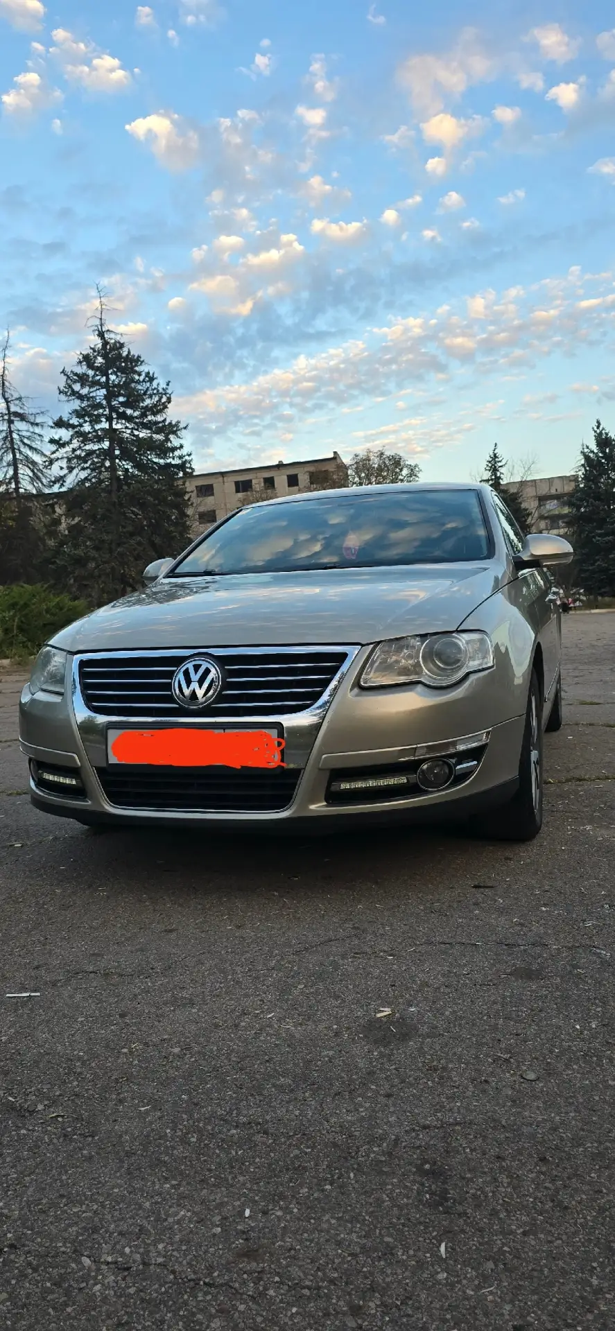 Продам Volkswagen Passat b6. 2008 год , пробег 277 тыс. Мотор 1.8турбо не дымит не трои...