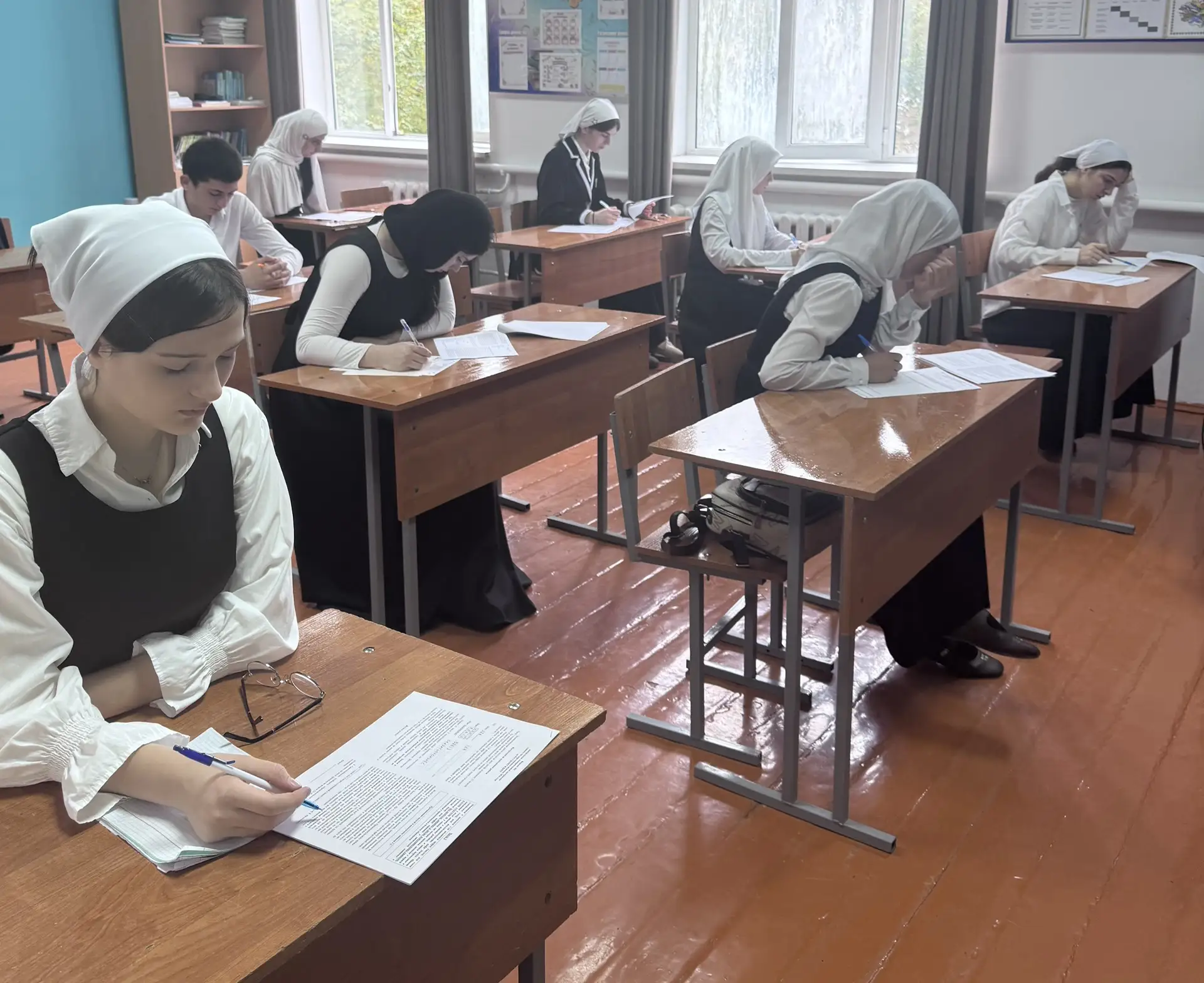 В рамках проекта «Я сдам ЕГЭ» в МБОУ «Шелкозаводская СОШ» сегодня проведена входная диа...